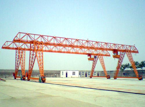 80（50 60  90   100  120  ）噸龍門吊，門式起重機做多大的地基？